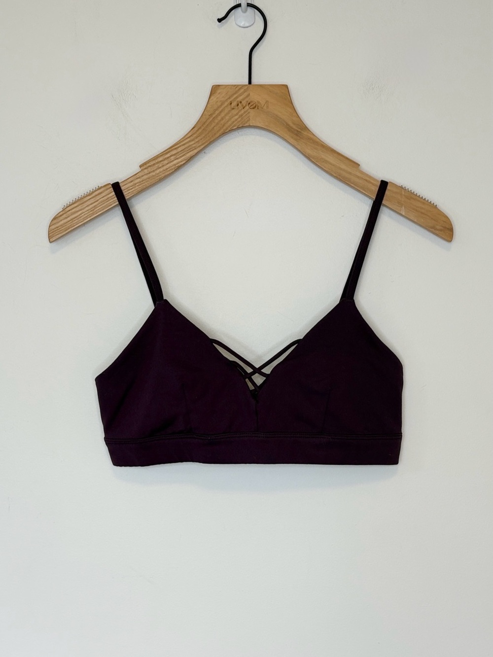 ALO YOGA INTERLACE BRA in EGGPLANT , sz : XS - Picture 3 of 7